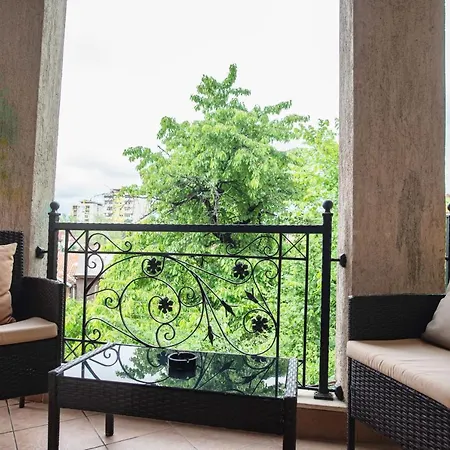 Lux House With Own Parking In Skopje Villa Kültér fotó