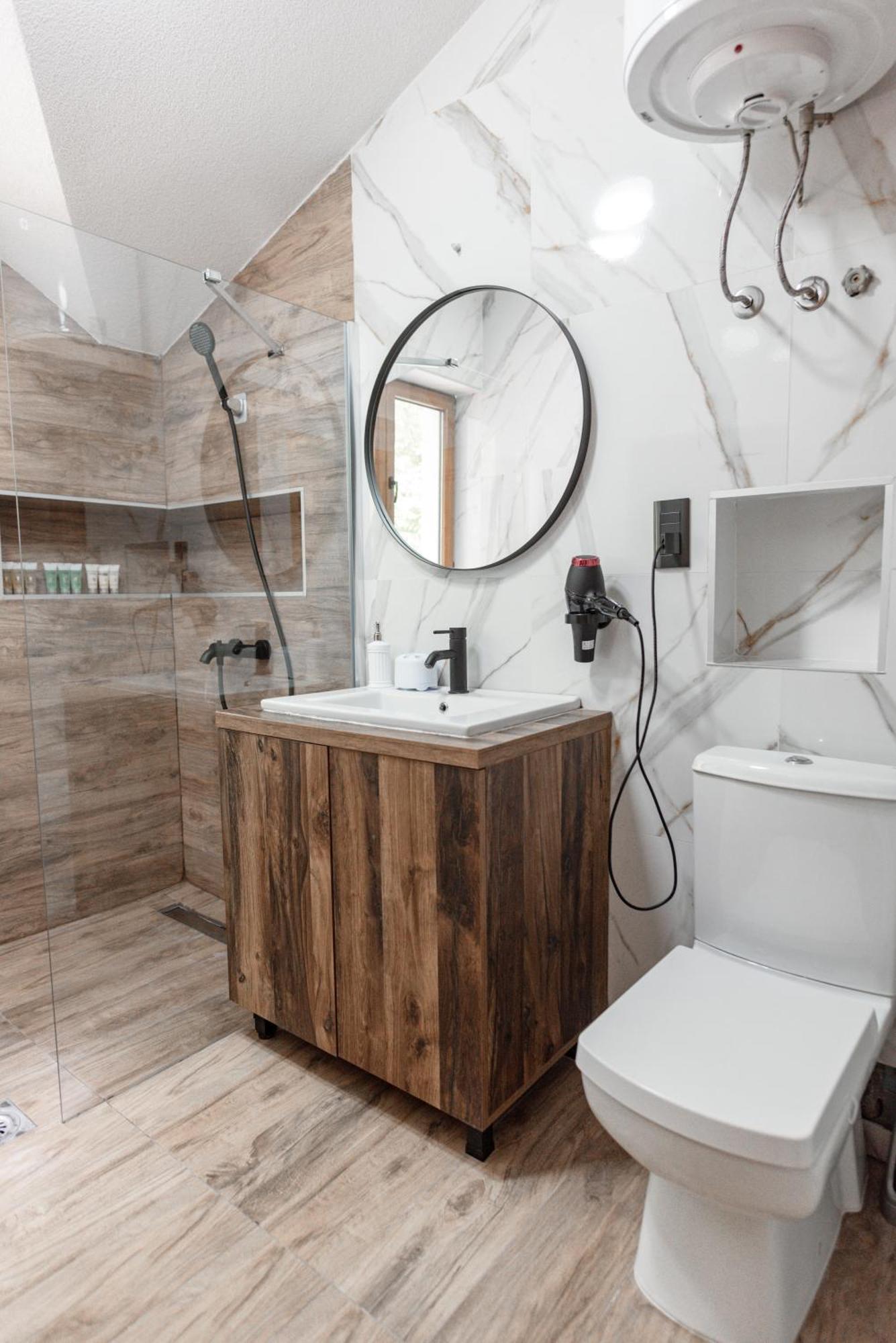 Lux House With Own Parking In Skopje