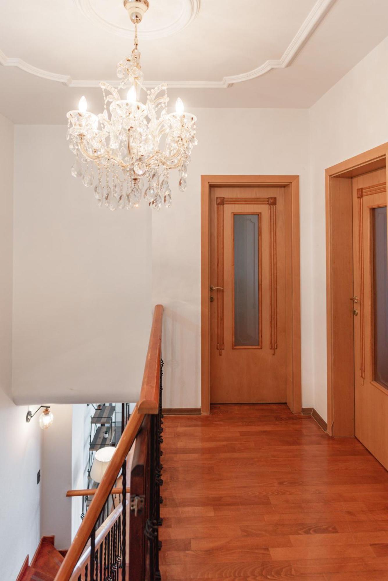 Villa Lux House With Own Parking In *